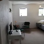 Slotsgaarden Konukevi 3*